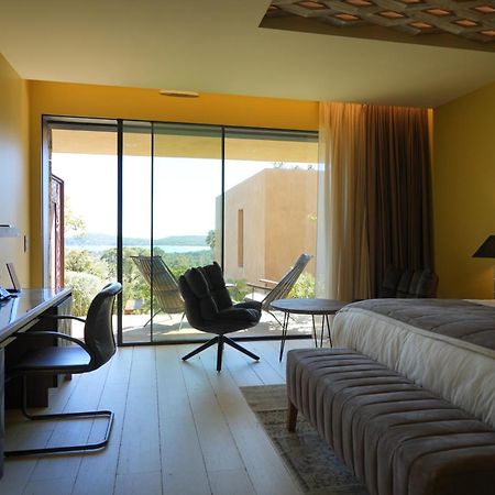Les Regalia Hotel & Spa Сент-Люси-де-Пор Экстерьер фото