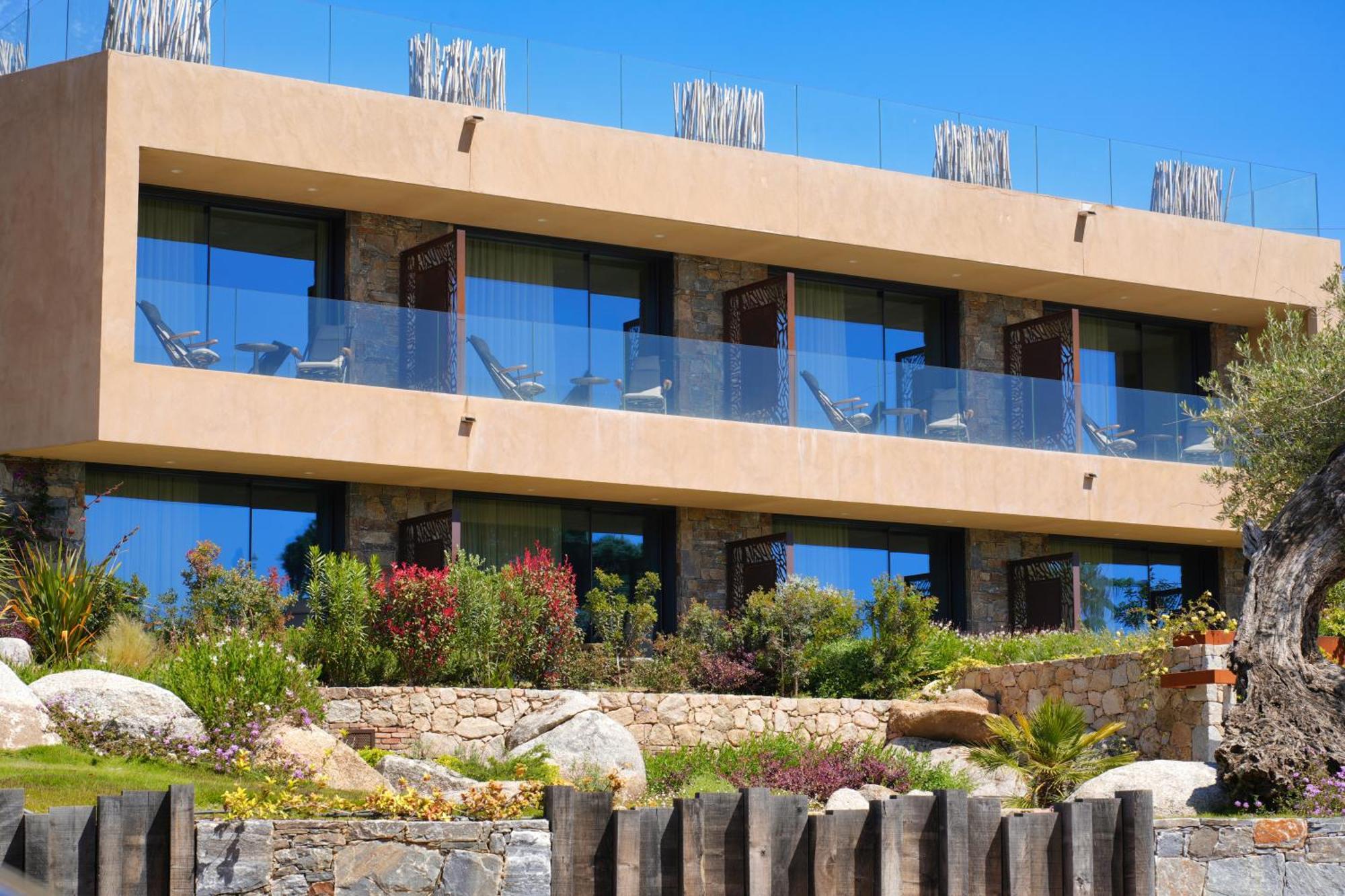 Les Regalia Hotel & Spa Сент-Люси-де-Пор Экстерьер фото