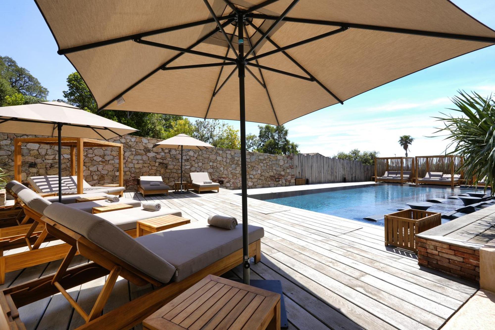 Les Regalia Hotel & Spa Сент-Люси-де-Пор Экстерьер фото